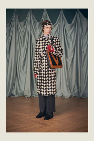 Look 2